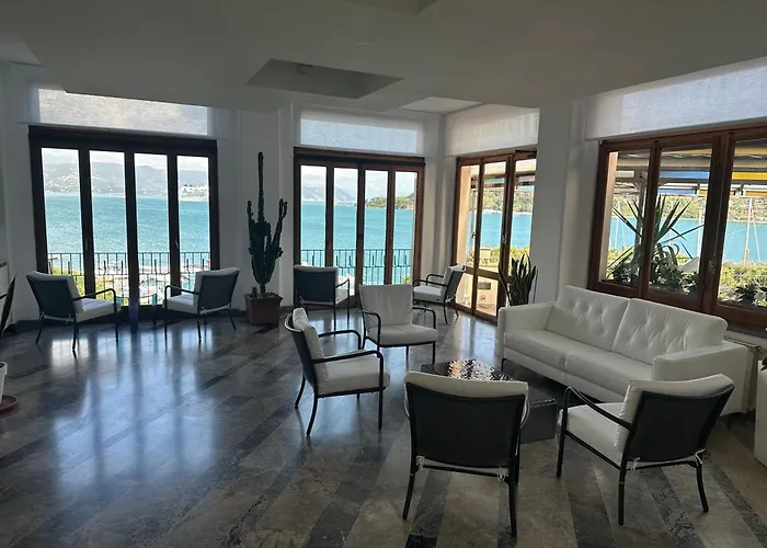 Porto Venere Hotels