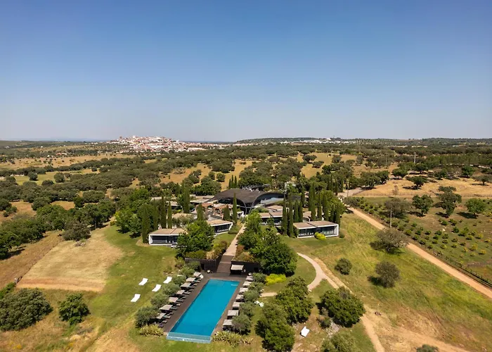Herdade Da Cortesia Hotel Aviz