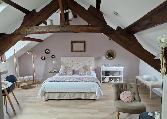 D'Anciennes "Chambres De Bonnes" Honfleur
