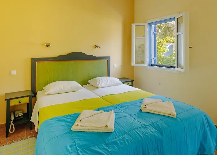 Kalamos (Thessaly) Hotels