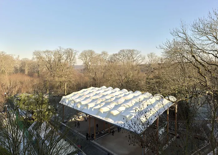 B&B HOTEL Paris Meudon Vélizy