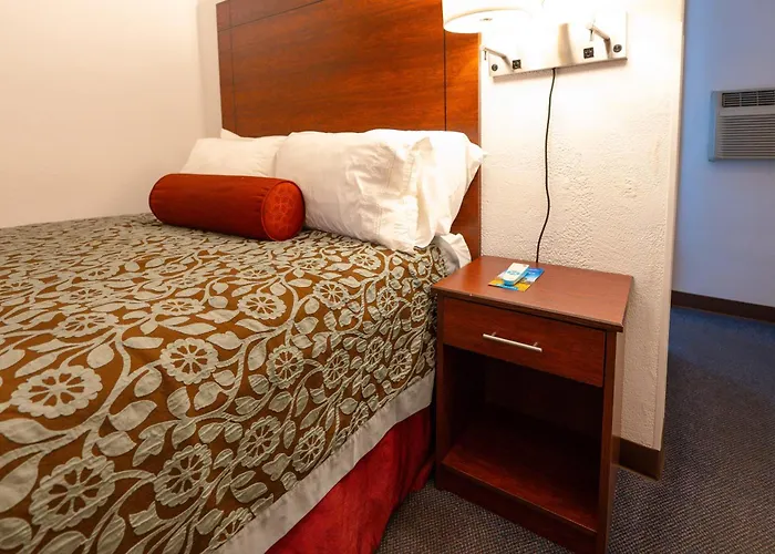 Hotels in Hot Springs