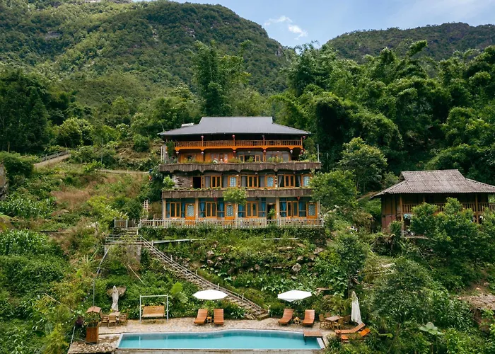 Hotels in Sa Pa
