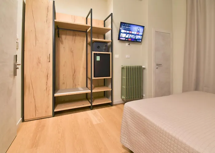 Hotel Columbia