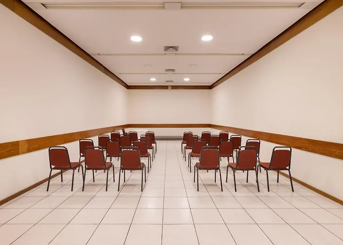 Hotel Crystal Londrina