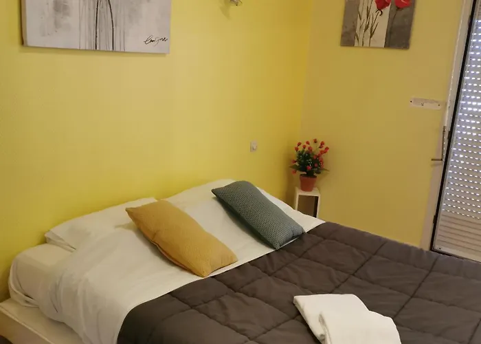 Hotel le relais de l aiguillon à Châtellerault