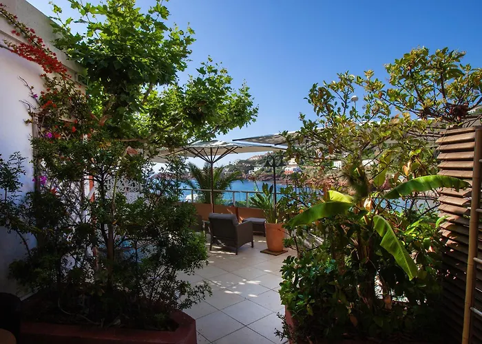 Hôtel et Appart Hôtel Les Flots Bleus Saint-Raphaël