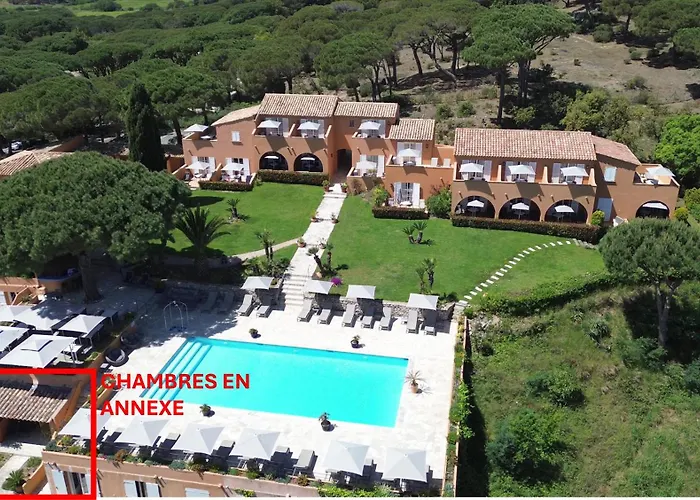 Hotel les Bouis