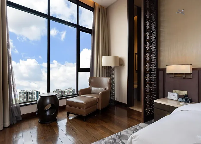 Yueyang Hotels