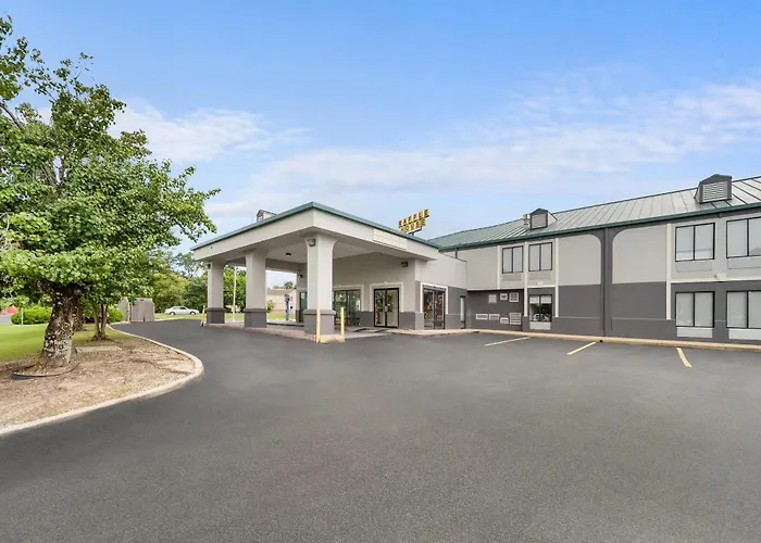 Quality Inn Auburn Campus Area I-85