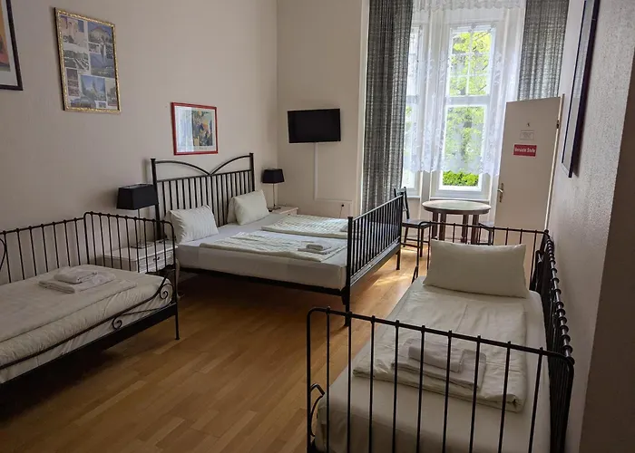 Hotel Pension Waizenegger am Kurfürstendamm