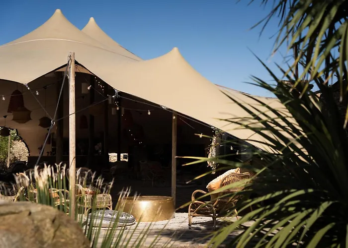 Carquefou Hotels