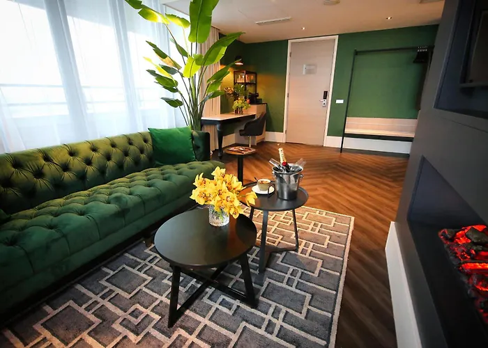 Nootdorp Hotels