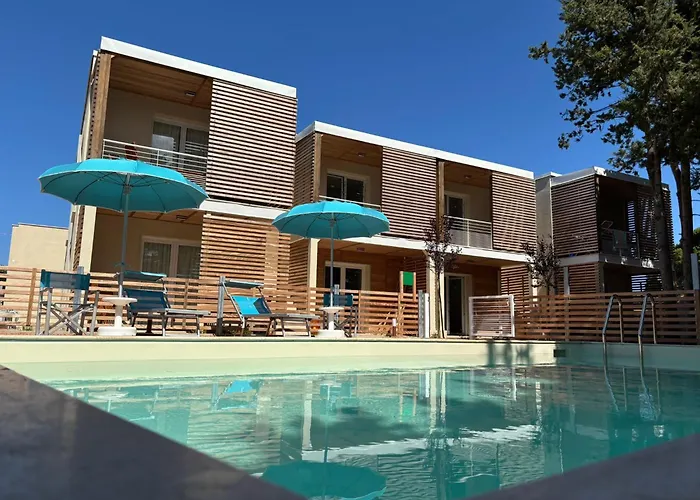 Hotel con piscina a San Vincenzo