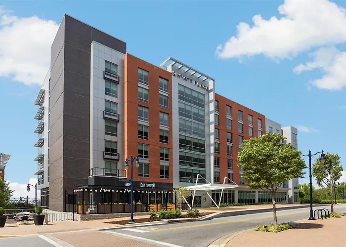 National Harbor Hotels