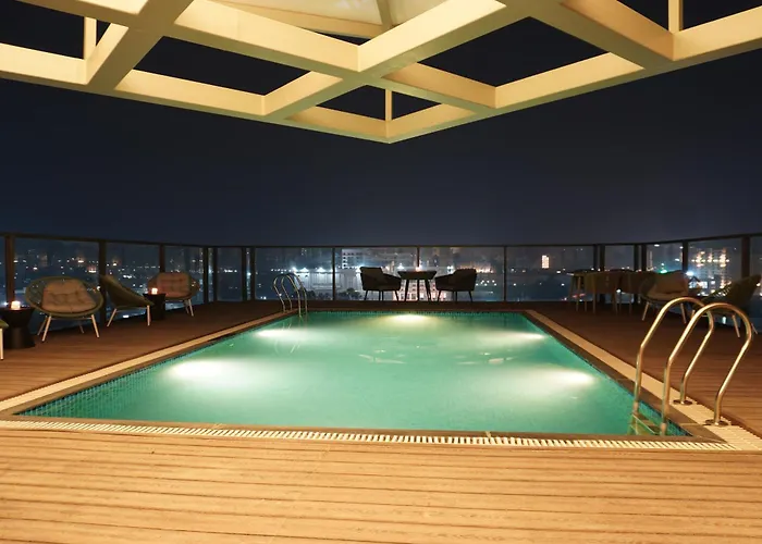 Chandigarh Hotels With Pool