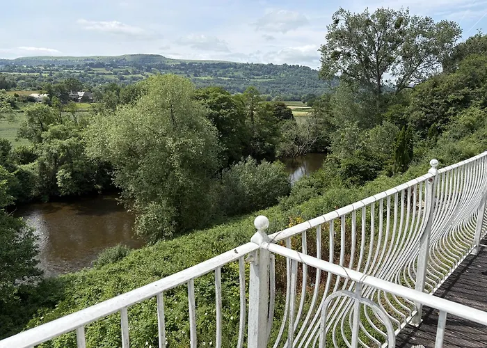 Abergavenny Hotels
