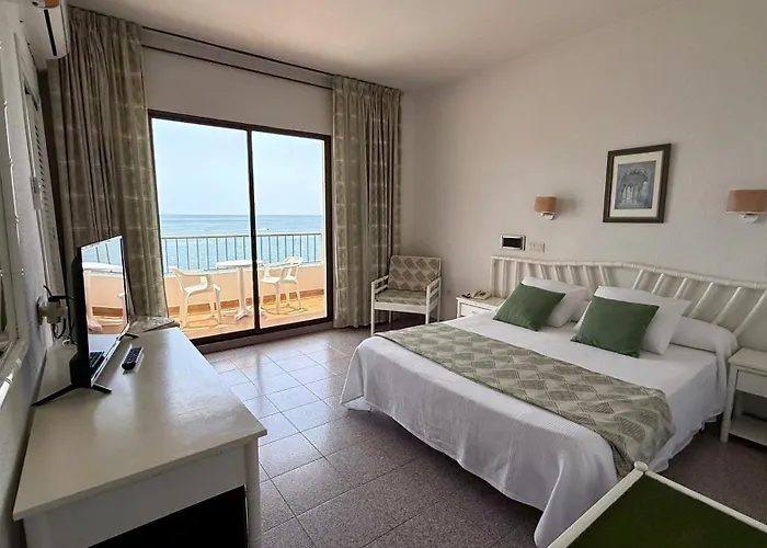 Hoteles en La Rábita