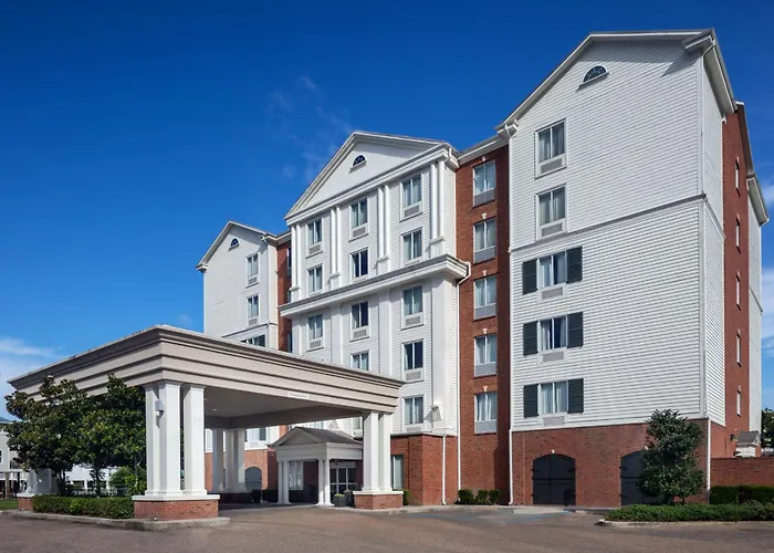 Long Beach Hotels