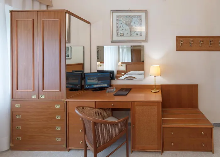 Hotel Numana Palace