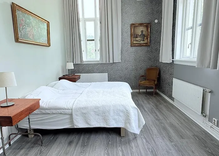 Kungalv Hotels