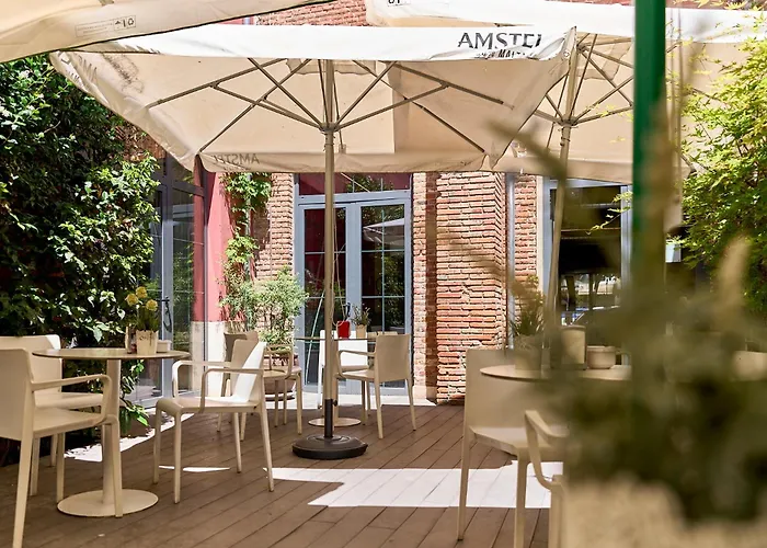 The Book Factory Hostel By Gaiarooms