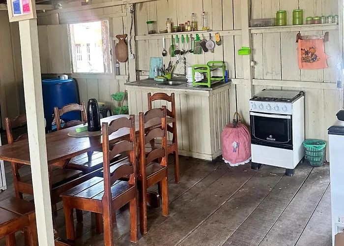 Hostel Maiandeua Algodoal