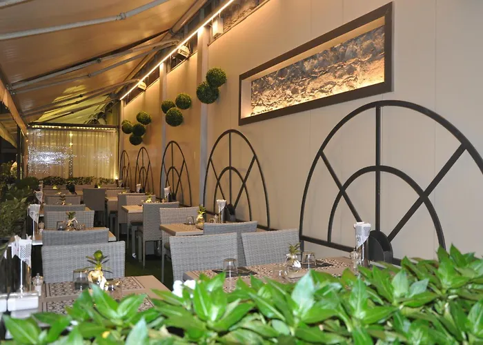 Hotel Cavour 30Tre - Moderno Per Tradizione Stresa