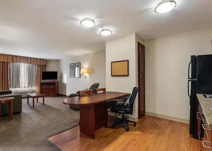 Mainstay Suites Fitchburg - Madison