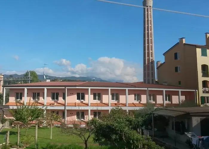 Aparthotel Al Borgo Sarzana