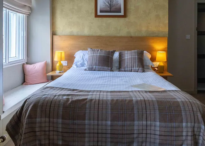 Aberlady Hotels
