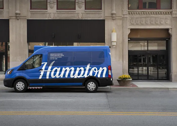 Hampton Inn Indianapolis Downtown Across From Circle Centre