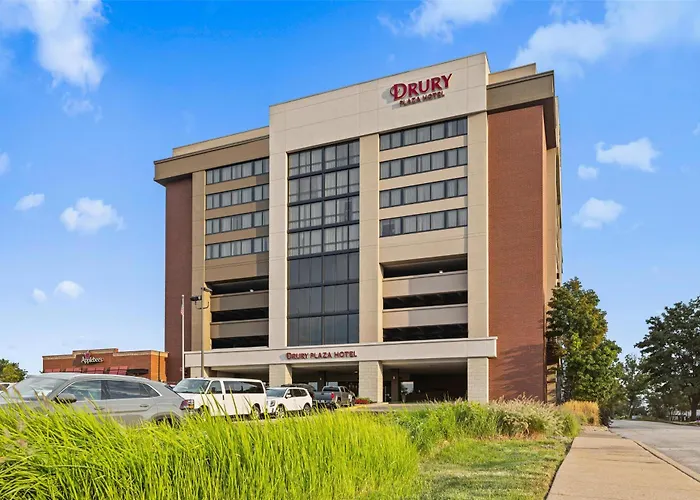 Creve Coeur Hotels