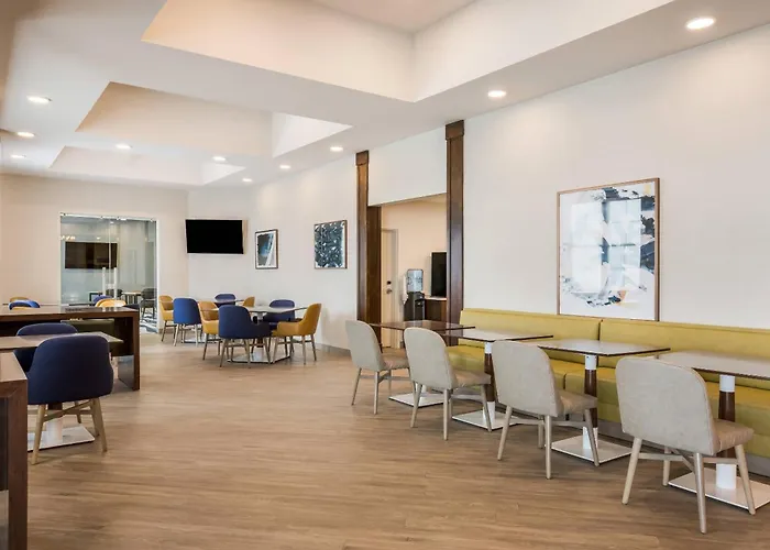 Mainstay Suites Gaylord
