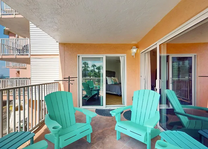 Beach Cottage 1104 Clearwater Beach
