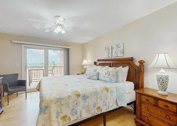 Beach Cottage 2202 Clearwater Beach