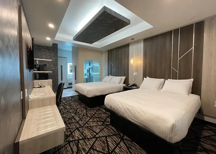 South Houston Hotels