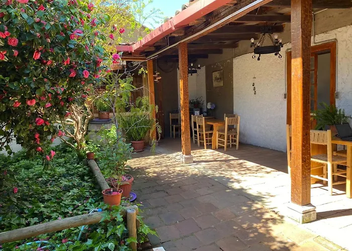 Hoteles en Villa Alegre