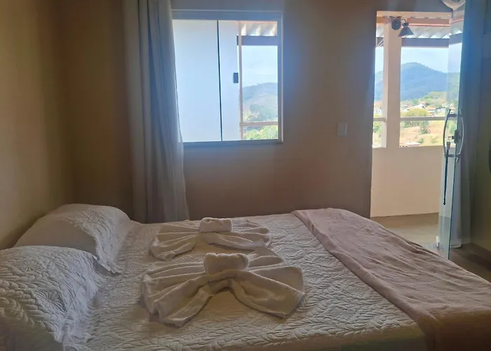 Miguel Pereira Hotels