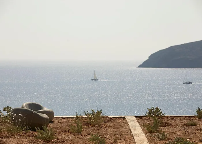 Hotels in Serifos Town