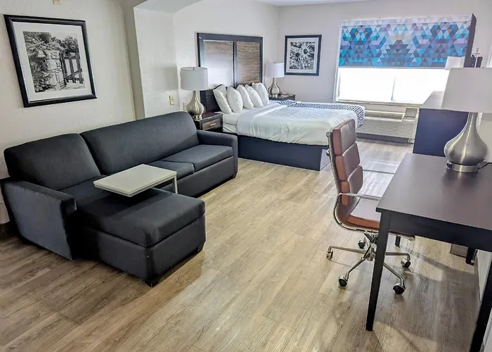 La Quinta By Wyndham Prattville