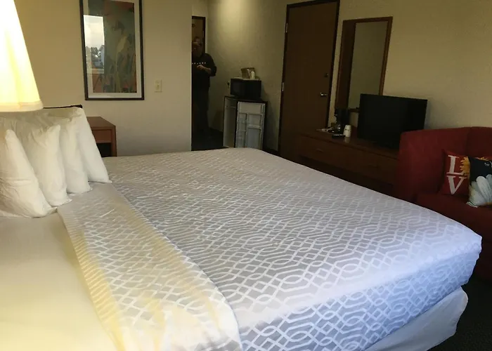 Carlyle Hotels