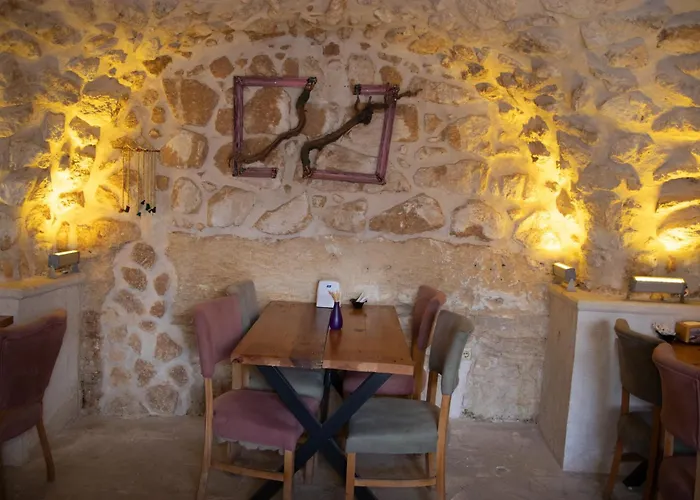 Hotels in Midyat