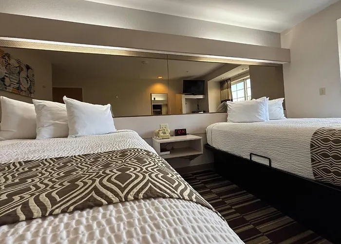 Microtel Inn By Wyndham Champaign