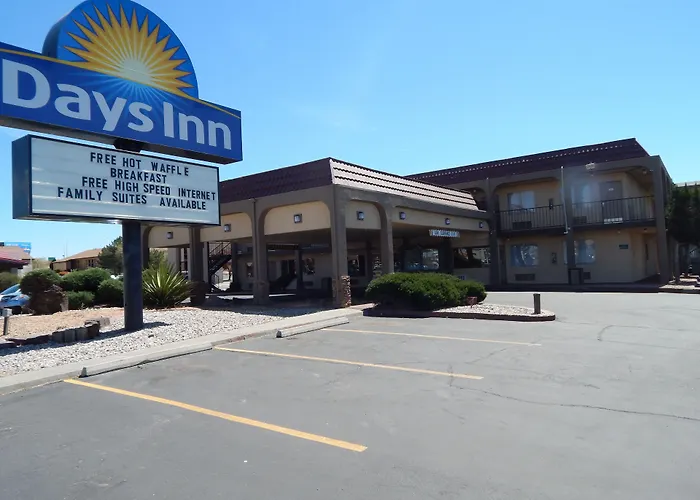 Midtown Inn & Suites