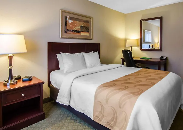 Quality Inn Summersville - New River Area