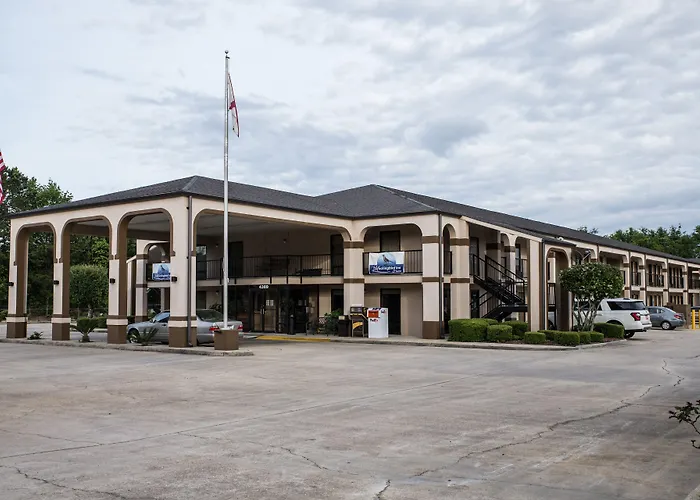 Mockingbird Inn & Suites Monroeville