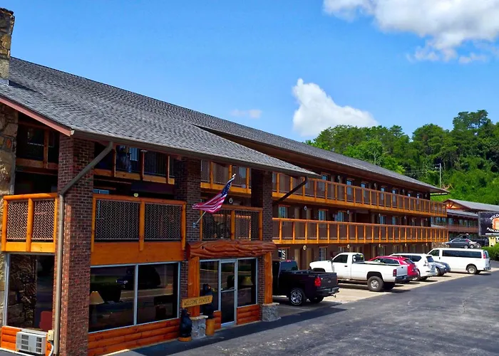 Wild Bear Inn Pigeon Forge