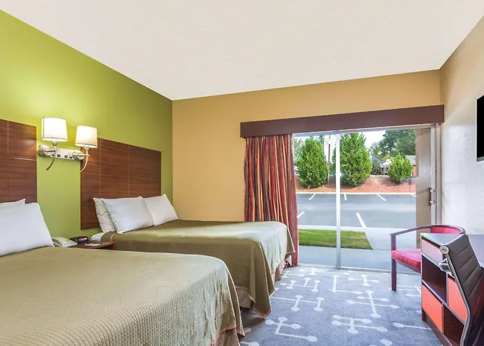 Howard Johnson By Wyndham Athens