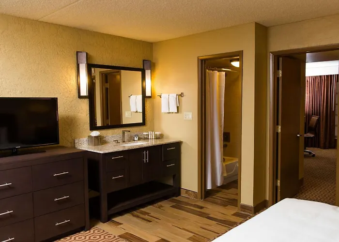 Doubletree Suites By Hilton Tucson-Williams Center
